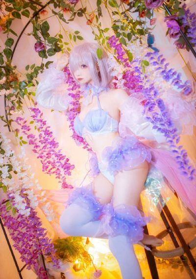 久久天天躁狠狠躁夜av-精彩花絮神马在线观看