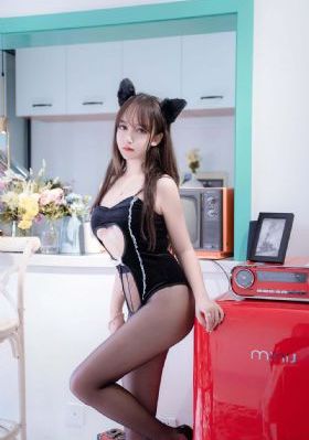 色呦色呦-无删减全集英文版字幕