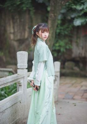 色噜噜狠狠色综合影视-完整版免费在线观看