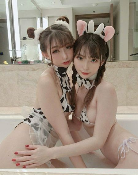 三人性free欧美黑人巨大-未删减版免费在线观看